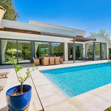 2223 Modern Design Pool